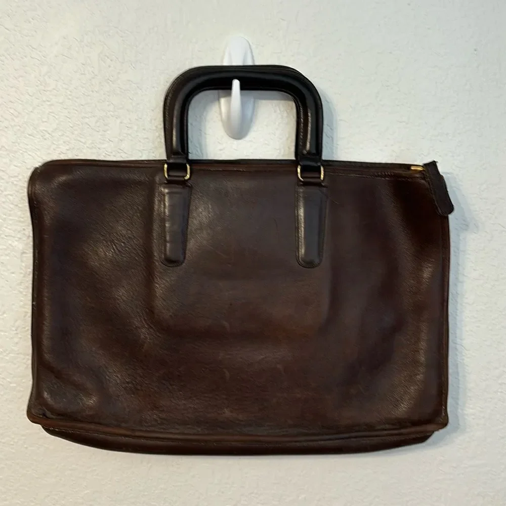 Vintage Coach Made in New York City Cowhide Leather Top Handle Satchel